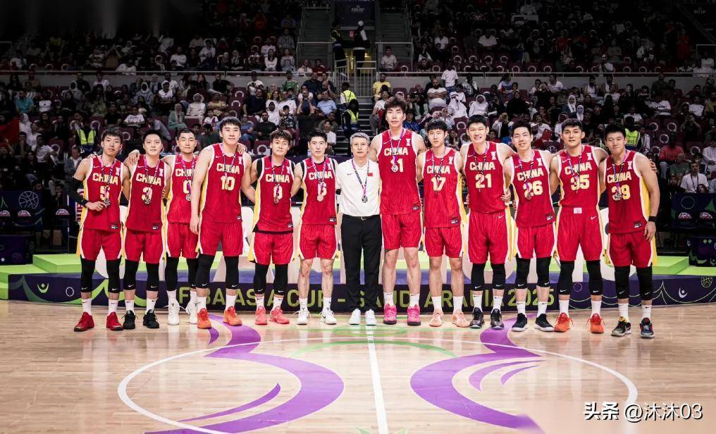 爱游戏体育-风云突变！尼斯赛前防线松动，NBA常规赛版图或变，压力陡增，资深球员宣示担当的简单介绍