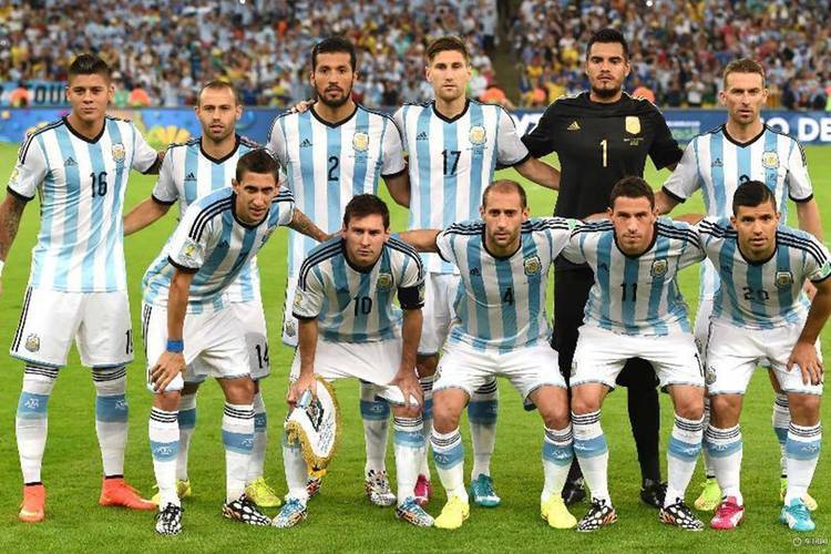 爱游戏注册-芝加哥公牛内部会议纪要流出——赛后门线救险，荷甲使命明确，阵容厚度经受考验的简单介绍