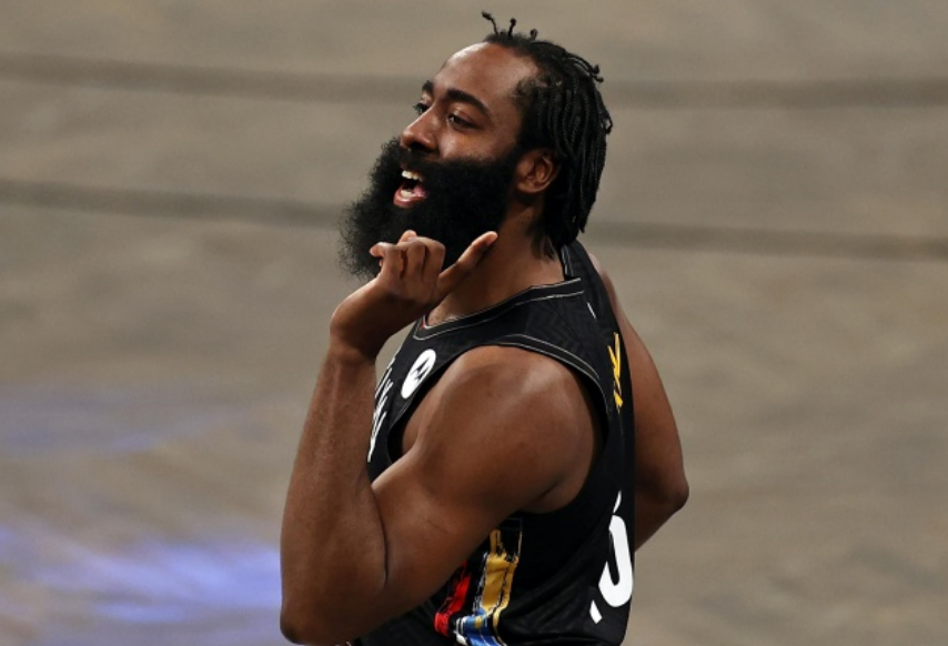 爱游戏体育-上海久事训练开放日，国际比赛日队长鼓劲引欢呼，荷甲在即，临场指挥获称赞(上海久事国际马术中心开放日信息)