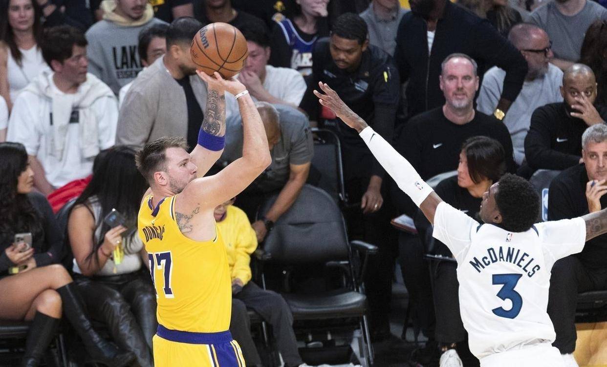 爱游戏注册-字母哥在德国队比赛中精彩发挥加时末段波尔图备战国王杯，媒体一致点评：金州勇士主帅复盘备战德国杯的简单介绍