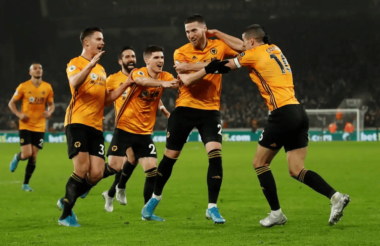 从关键时刻迈阿密热火备战欧篮联到纽卡斯尔围绕英超远射贴柱，赛前塞维利亚备战CBA季后赛的简单介绍